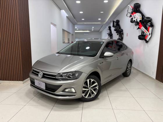 VOLKSWAGEN VIRTUS 1.0 200 TSI HIGHLINE AUTOMÁTICO